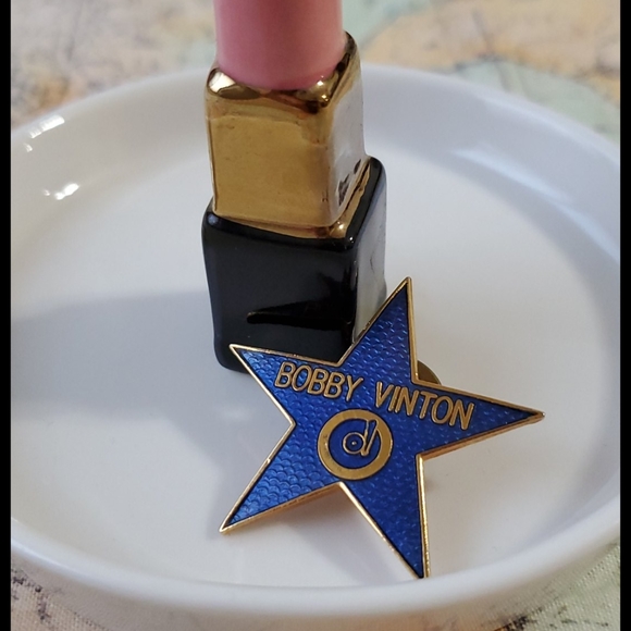 Hollywood Jewelry - Bobby Vinton Star on Hollywood Boulevard pin Brooch Hollywood Royalty Singer